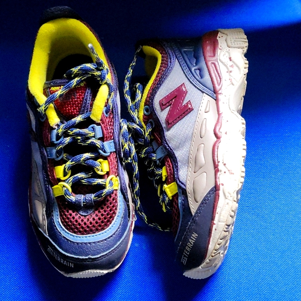 Kids sneakers